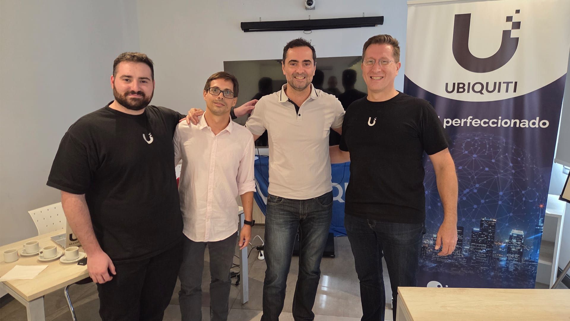 Trixiti Informática único Partner con certificación internacional Ubiquiti URSCA