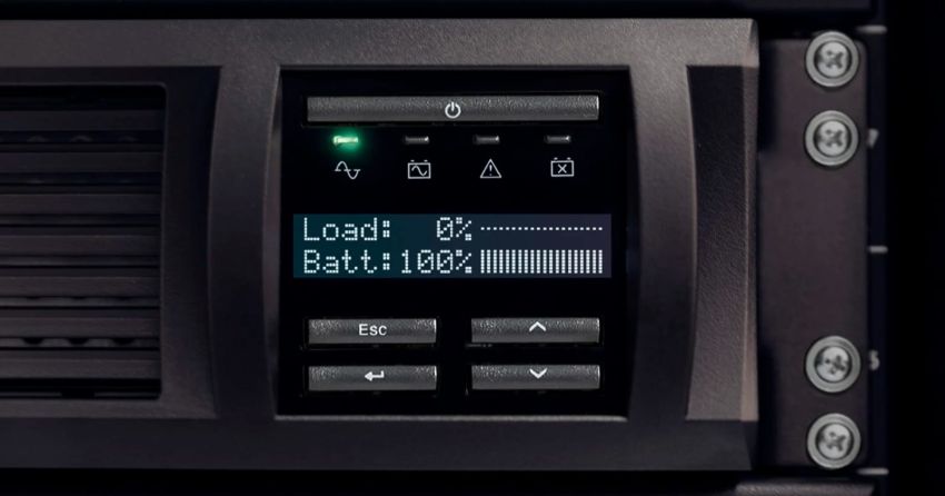 Suministro e instalación del hardware Slide 1